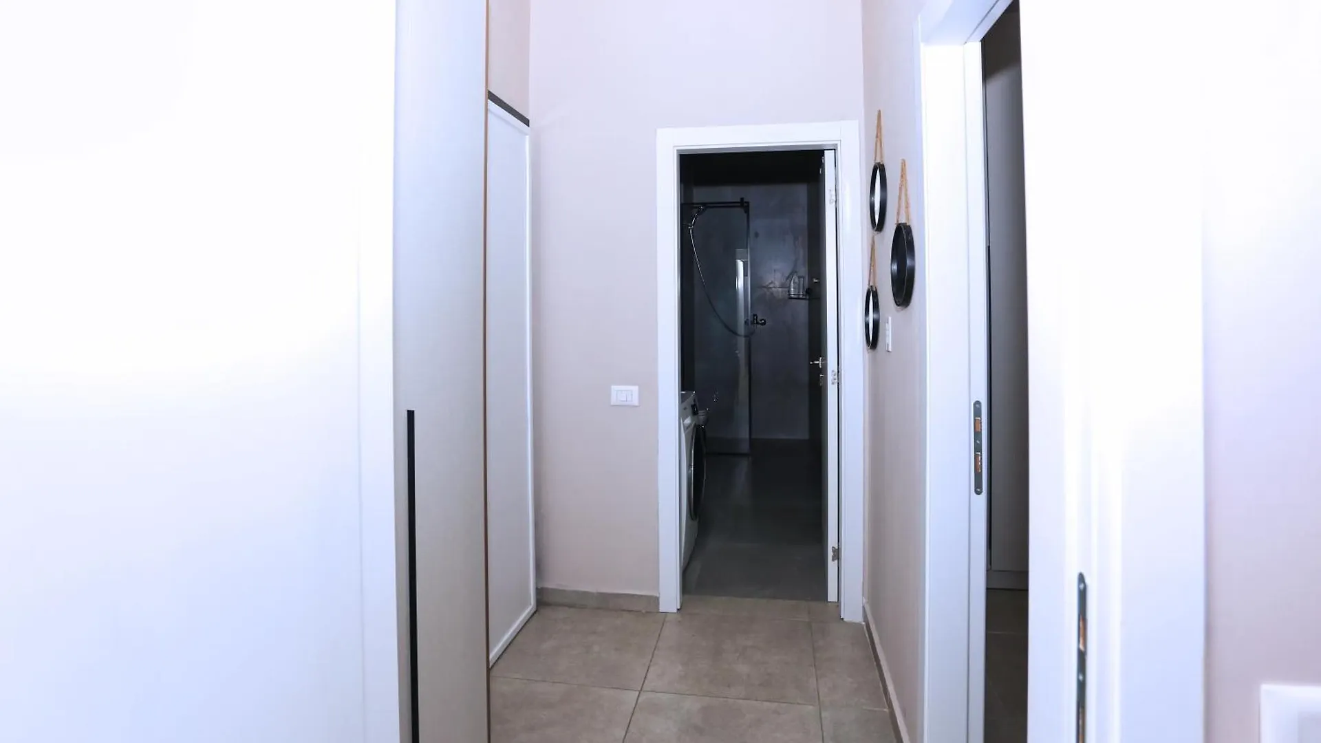 Luxurious Apartment Square 21 ティラナ アルバニア